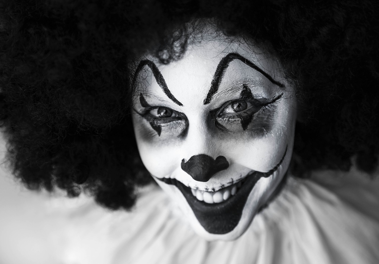 Featured image of post Scary Clown Pictures Old Support us by sharing the content upvoting wallpapers on the page or sending your own