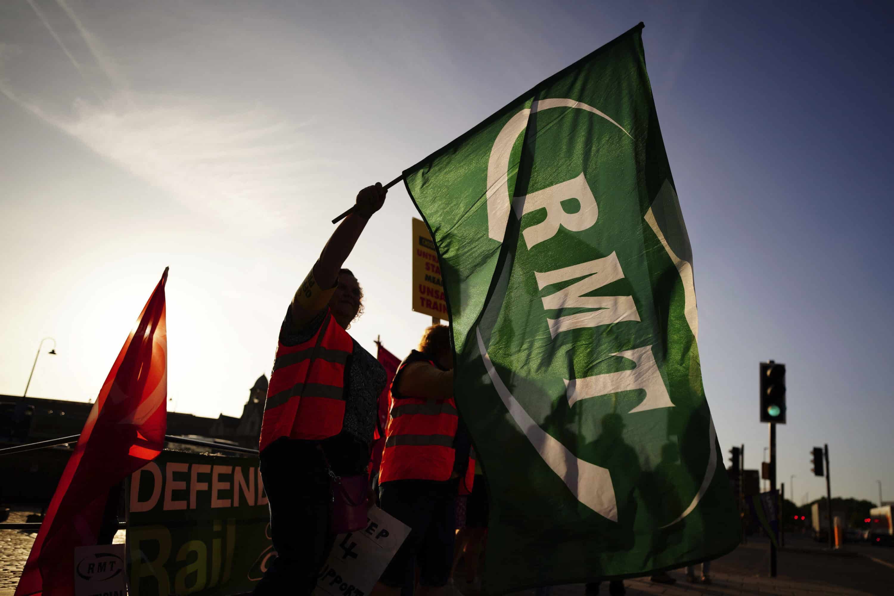 uk-unions-float-general-strike-as-inflation-soars-courthouse-news-service