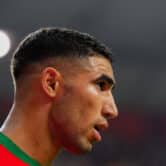 Achraf Hakimi wears the Moroccan team uniform during a World Cup match.
